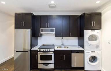 Main picture of 36 Linden St