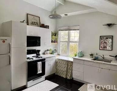Main picture of 2370 44th Ave