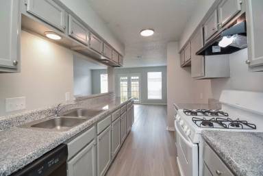 Main picture of 6514 Kentwick Dr