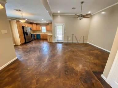 Main picture of 3804 Olive St