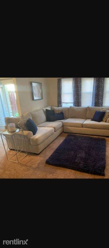 Main picture of 1369 Glyndon Dr