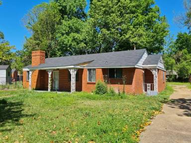 Main picture of 216 Truett Dr
