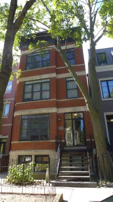 Main picture of 2620 N Dayton St