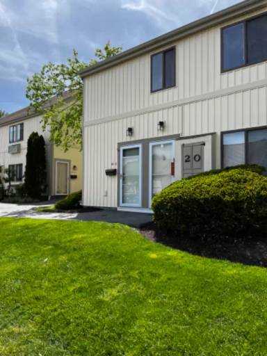 Main picture of 20 Kenneth Stuart Pl