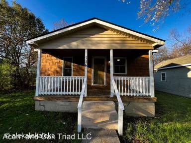 Main picture of 516 Alexander St