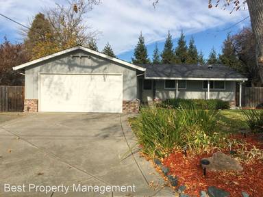 Main picture of 215 Saint Nicholas Ct