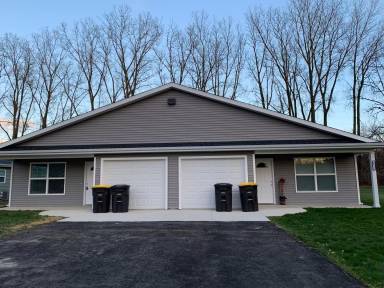 Main picture of 4811 Tyrone Rd