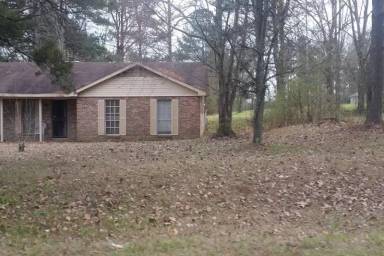 Main picture of 836 McCluer Rd