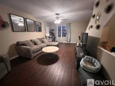 Main picture of 65 Waters Edge