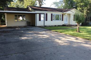 Main picture of 1702 W Highland Ave