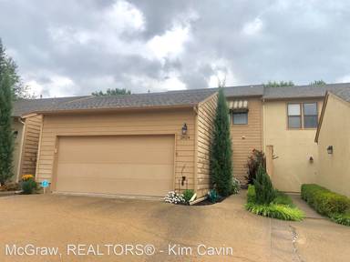 Main picture of 2824 E 85th St