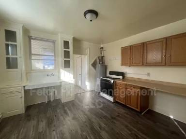 Main picture of 107-109 East Main St Apartments