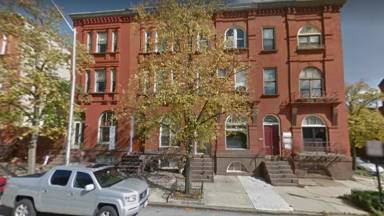 Main picture of 2203 Saint Paul St