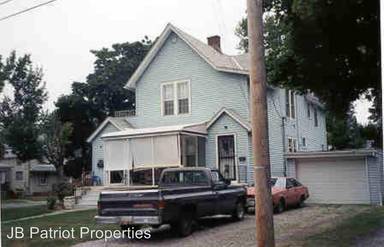 Main picture of 1236 W 7th St