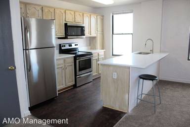 Main picture of 2322 E Carson St