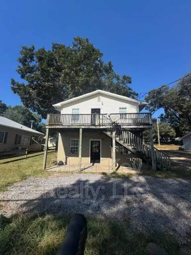 Main picture of 702 Eastanallee Ave