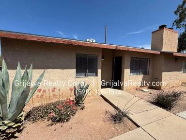 Main picture of 2620 E Alturas St