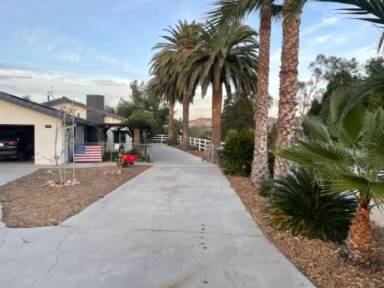 Main picture of 21250 Cielo Vista Way