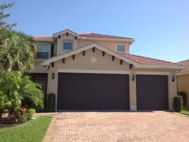 Main picture of 6729 Marbella Ln