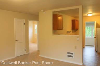 Main picture of 5120 SE Mile Hill Dr