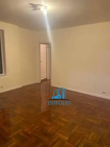 Main picture of 147 W 230th St