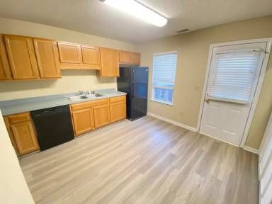 Main picture of 2105 Stephen Ct