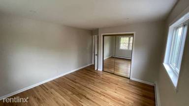 Main picture of 53 Custis Ave