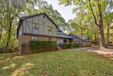 Main picture of 3065 Rivermont Pkwy