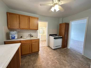 Main picture of 1257 Davis Ave NW