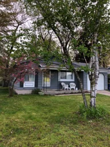 Main picture of 933 Boon St
