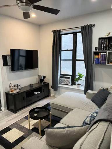 Main picture of 541 W 133rd St