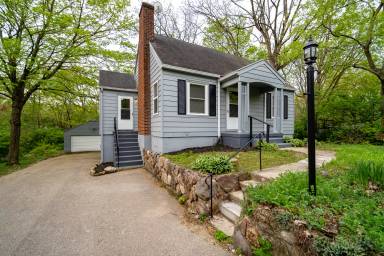 Main picture of 126 E Orchard Springs Dr
