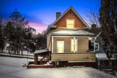 Main picture of 366 Lecanto Ave