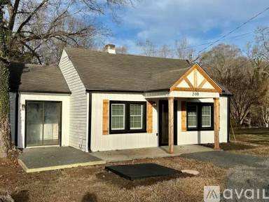 Main picture of 200 Avalon Dr