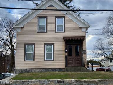 Main picture of 15 Mechanic St