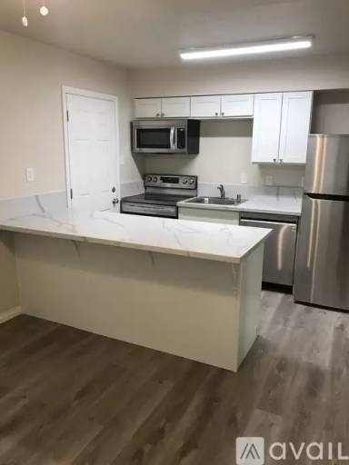 Main picture of 3716 Elkhorn Blvd