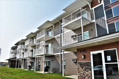 Main picture of 4421 12th St W