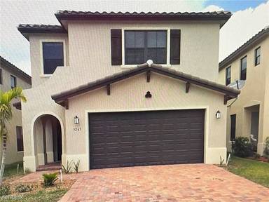 Main picture of 3204 W 96th Pl