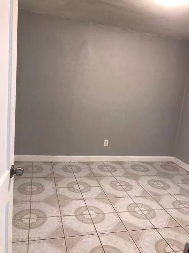 Main picture of 4528 College St
