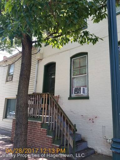 Main picture of E. Franklin Street