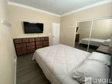 Main picture of 16434 Pine Wood St