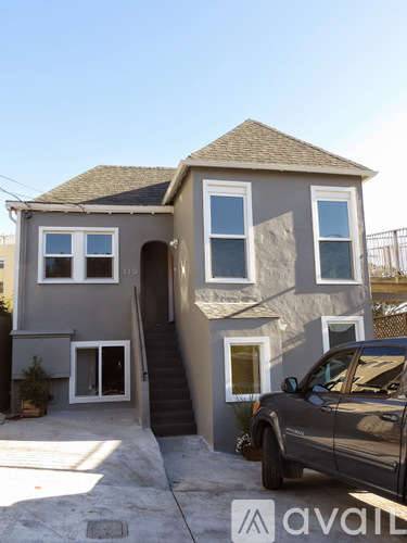 Main picture of 321 Roanoke St
