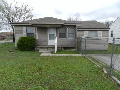 Main picture of 2320 SW E Ave