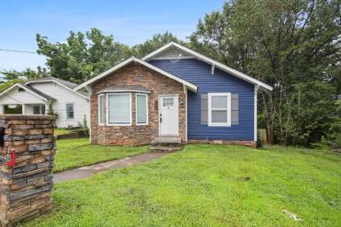 Main picture of 711 Kalb St SE