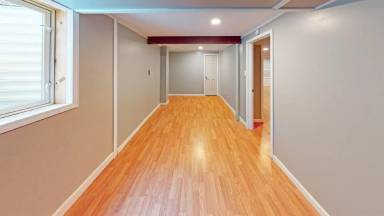 Main picture of 8604 N Troost Ave