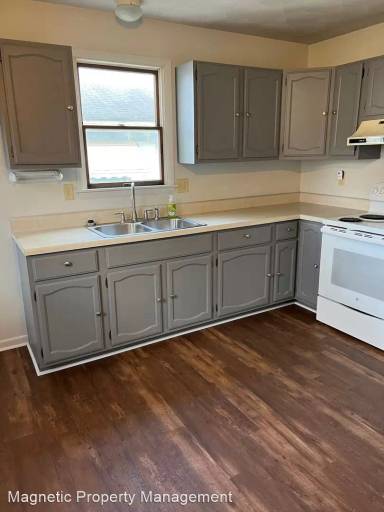 Main picture of 1525 Washington St