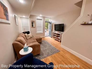 Main picture of 869 N Taney St