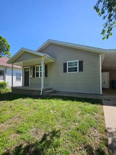 Main picture of 725 Empire Ave