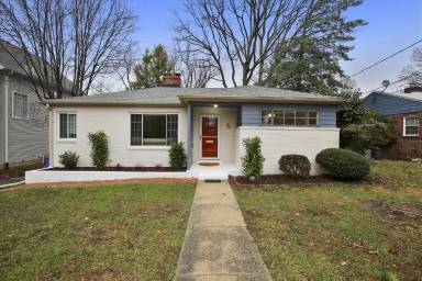 Main picture of 4 Devon Rd