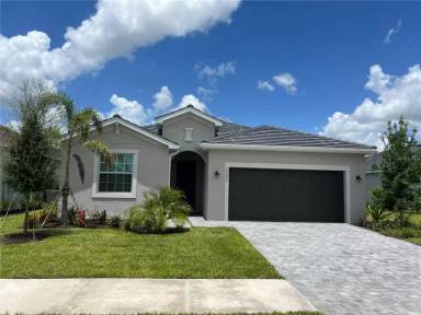 Main picture of 19095 Cabernet Ct